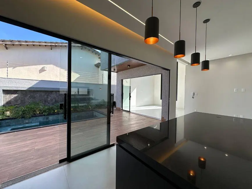 Foto 4 de Casa com 3 quartos à venda, 300m2 em Parque Brasília 2ª Etapa, Anapolis - GO