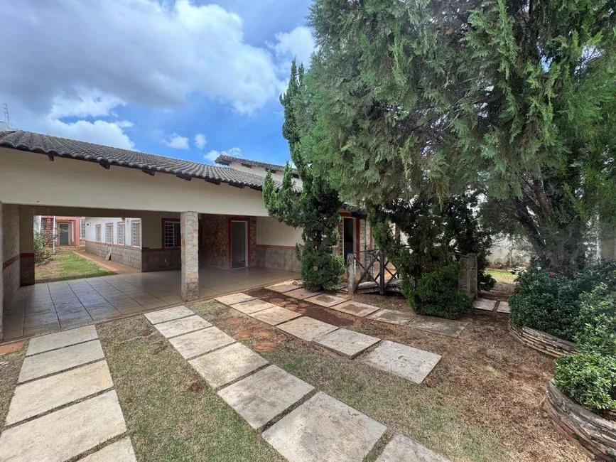 Foto 8 de Casa com 5 quartos para alugar, 464m2 em Jundiaí, Anapolis - GO