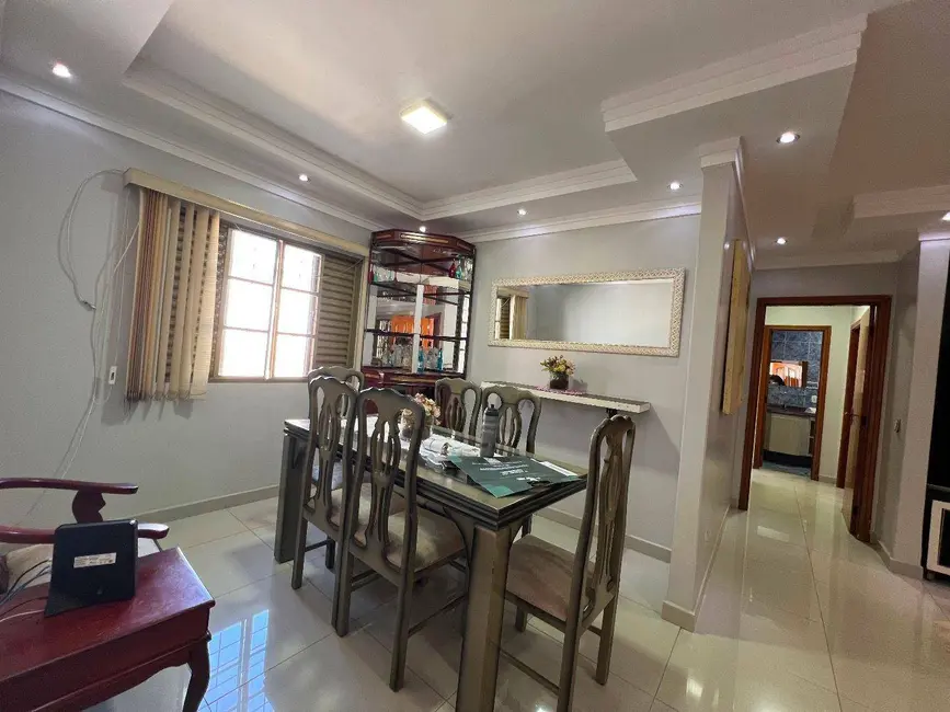 Foto 7 de Casa com 3 quartos à venda, 350m2 em Anapolis - GO