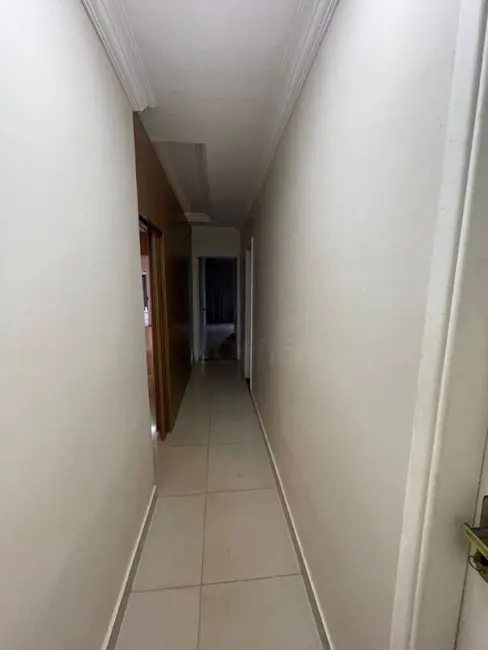 Foto 4 de Casa com 3 quartos à venda, 300m2 em Vila Santa Maria de Nazareth, Anapolis - GO