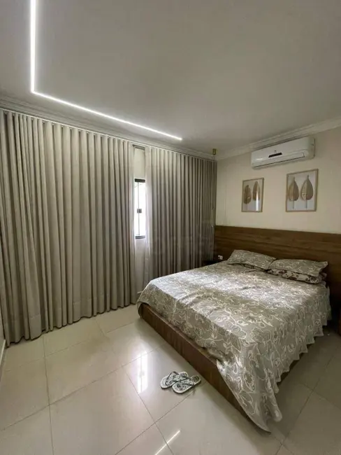 Foto 3 de Casa com 3 quartos à venda, 300m2 em Vila Santa Maria de Nazareth, Anapolis - GO