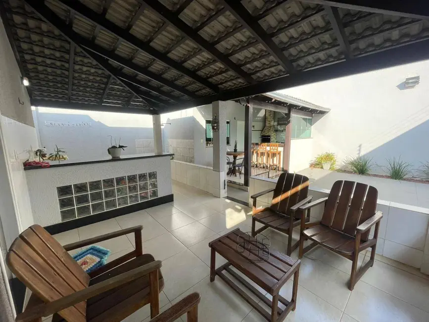 Foto 1 de Casa com 3 quartos à venda, 300m2 em Vila Santa Maria de Nazareth, Anapolis - GO