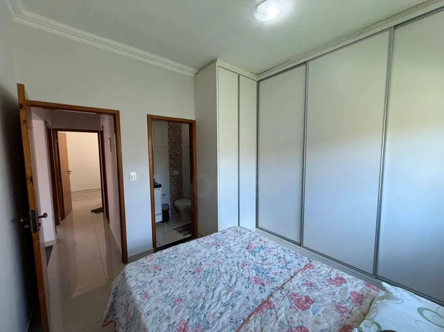 Foto 3 de Casa com 3 quartos à venda, 208m2 em Jardim das Samambaias, Anapolis - GO