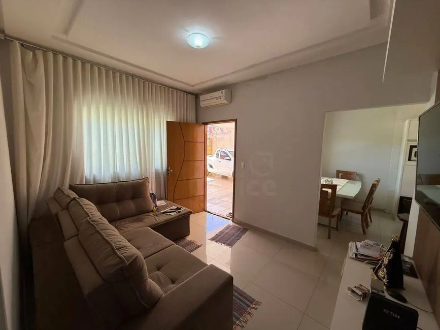 Foto 7 de Casa com 3 quartos à venda, 208m2 em Jardim das Samambaias, Anapolis - GO