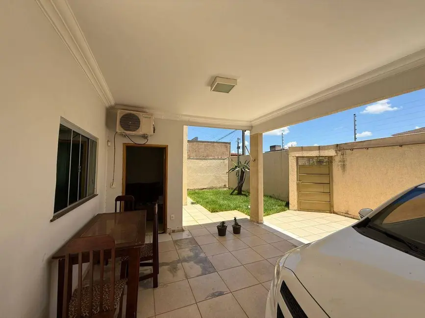Foto 8 de Casa com 3 quartos à venda, 208m2 em Jardim das Samambaias, Anapolis - GO