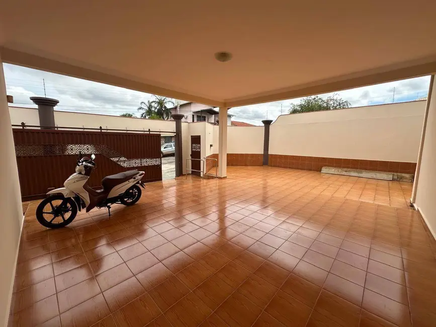 Foto 7 de Casa com 4 quartos à venda, 416m2 em Anápolis City, Anapolis - GO