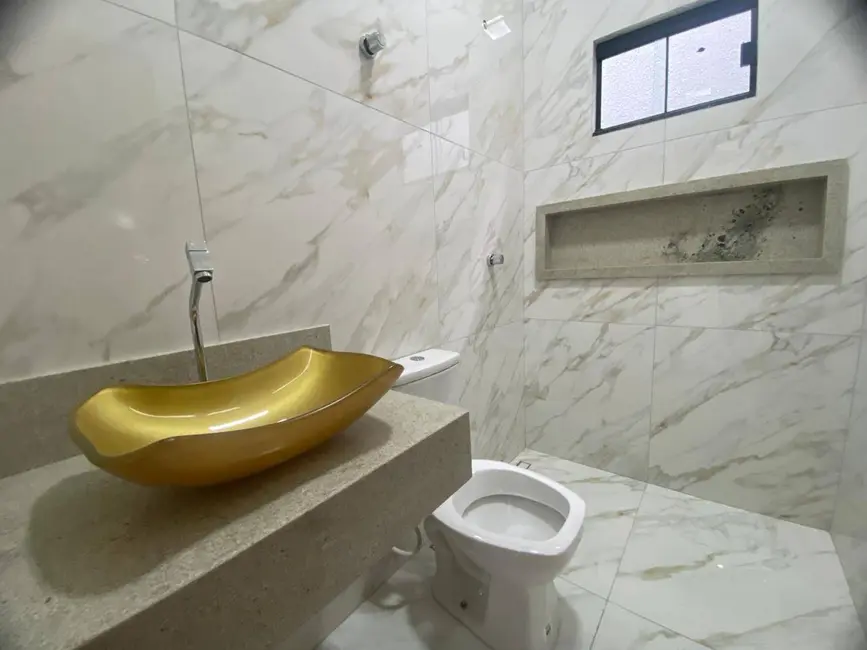 Foto 1 de Casa com 3 quartos à venda, 150m2 em Anapolis - GO