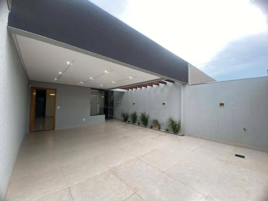 Foto 2 de Casa com 3 quartos à venda, 150m2 em Anapolis - GO