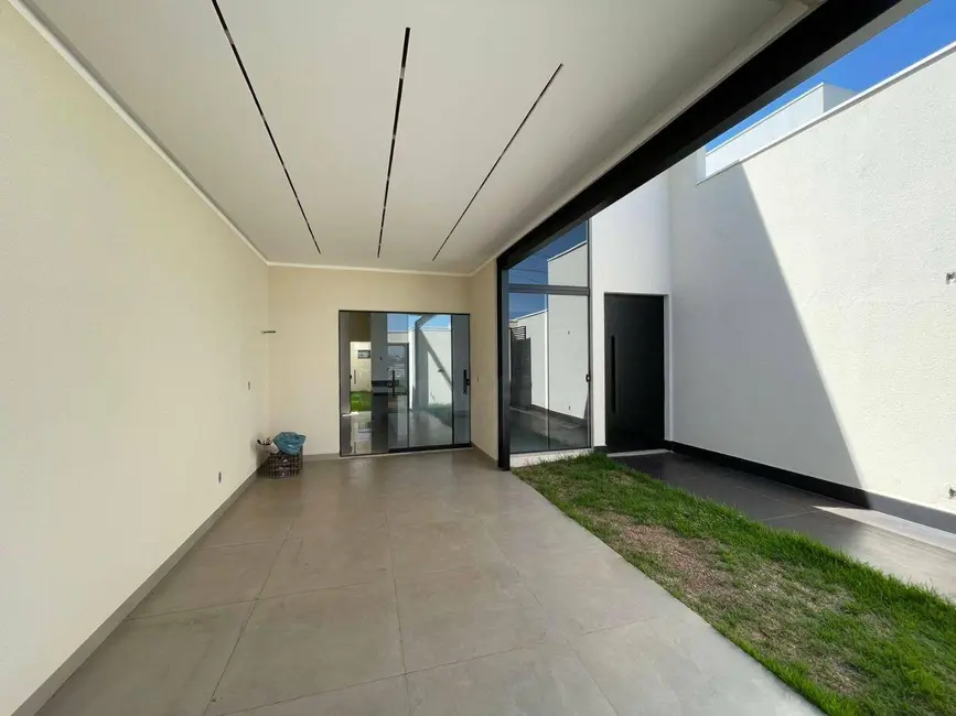Foto 2 de Casa com 3 quartos à venda, 150m2 em Residencial Cerejeiras, Anapolis - GO