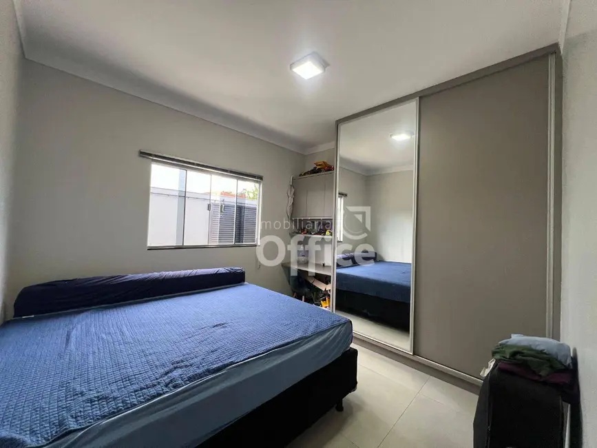 Foto 6 de Casa com 3 quartos à venda, 300m2 em Residencial Bela Vista, Anapolis - GO