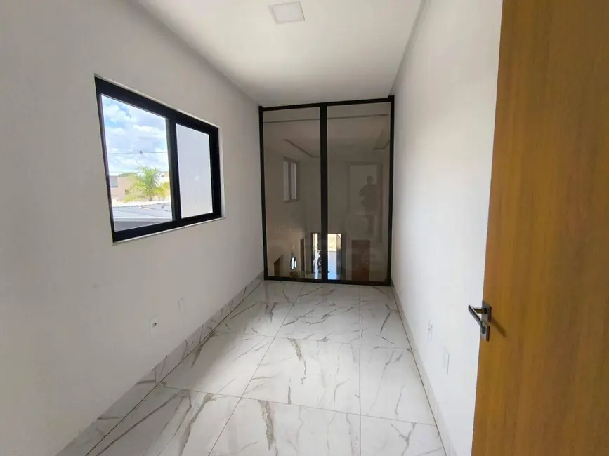 Foto 5 de Casa de Condomínio com 4 quartos à venda, 360m2 em Anapolis - GO