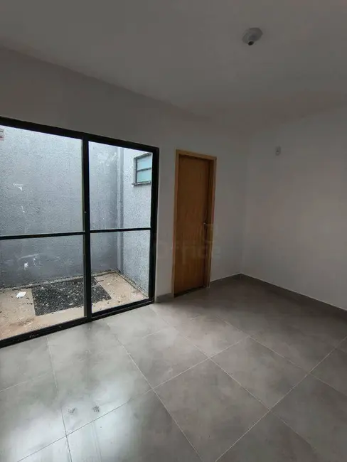 Casa com 3 quartos à venda, 100m2 em Anapolis - GO - imagem 5 Foto 5 de Casa com 3 quartos à venda, 100m2 em Anapolis - GO