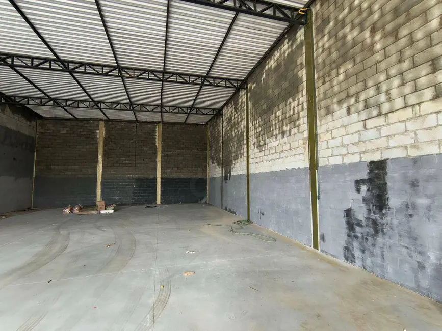 Armazém / Galpão à venda, 350m2 em Anapolis - GO - imagem 2 Foto 2 de Armazém / Galpão à venda, 350m2 em Anapolis - GO