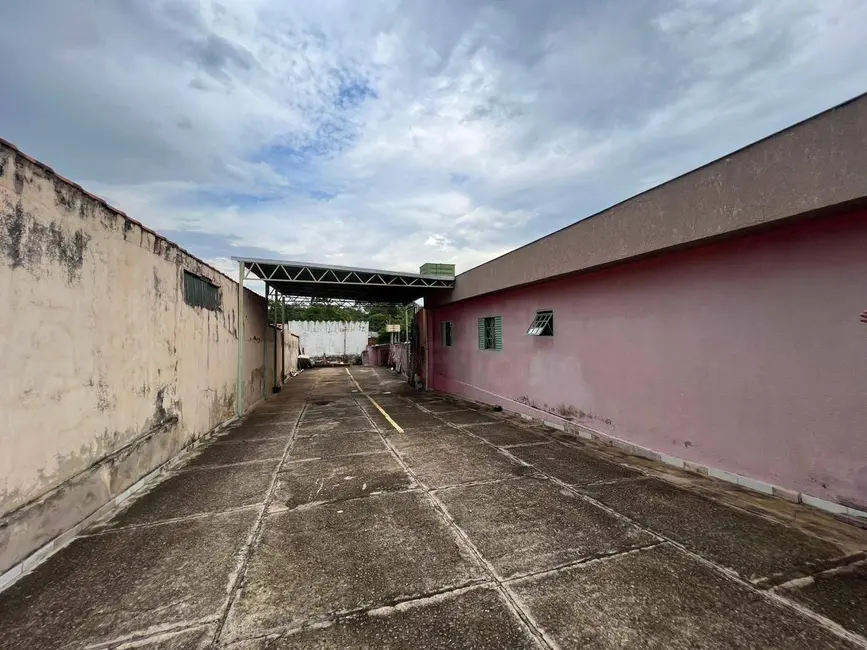 Foto 4 de Sala Comercial para alugar, 200m2 em Maracanã, Anapolis - GO