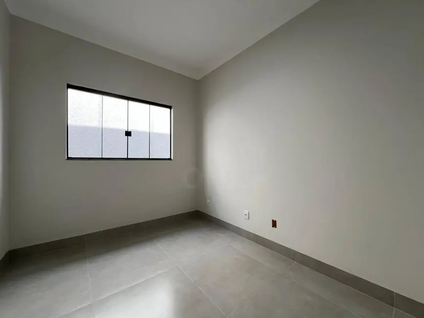 Casa com 3 quartos à venda, 150m2 em Anapolis - GO - imagem 9 Foto 9 de Casa com 3 quartos à venda, 150m2 em Anapolis - GO