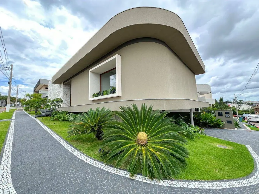 Foto 2 de Casa de Condomínio com 3 quartos à venda, 461m2 em Condomínio Residencial Grand Trianon, Anapolis - GO