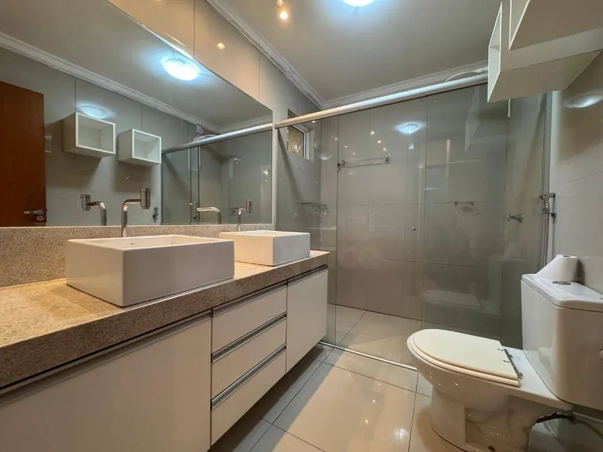 Foto 6 de Casa de Condomínio com 3 quartos para alugar, 240m2 em Residencial Sol Nascente, Anapolis - GO