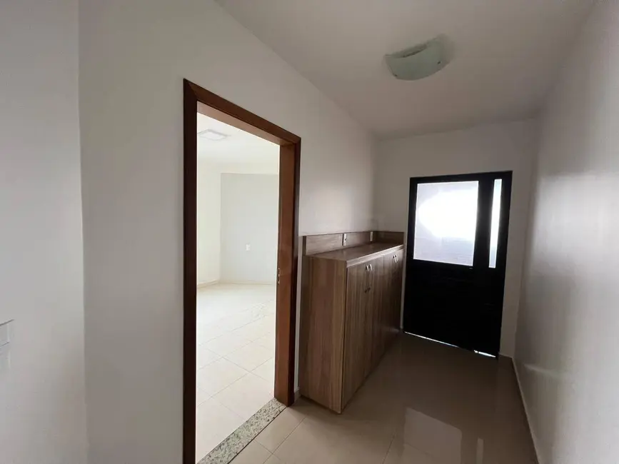 Foto 8 de Apartamento com 3 quartos para alugar, 115m2 em Jundiaí, Anapolis - GO