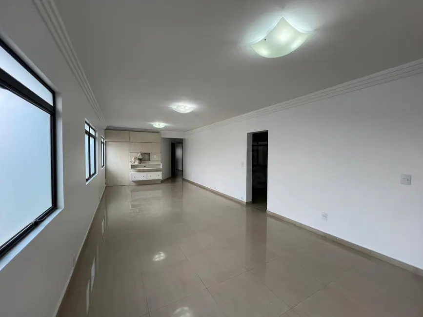 Foto 2 de Apartamento com 3 quartos para alugar, 115m2 em Jundiaí, Anapolis - GO