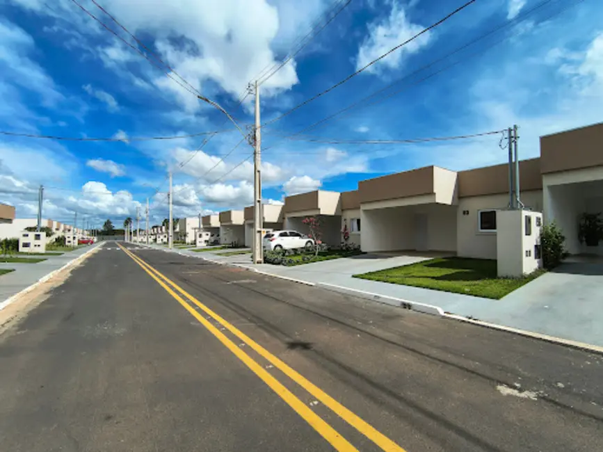 Foto 2 de Casa de Condomínio com 3 quartos à venda, 200m2 em Chácaras Colorado, Anapolis - GO
