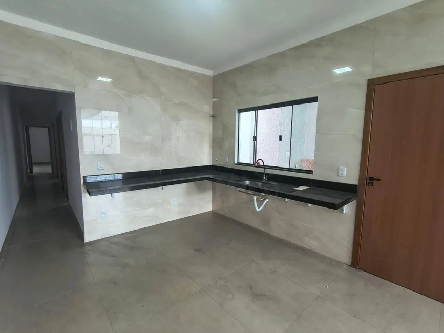 Foto 7 de Casa com 3 quartos à venda, 150m2 em Víviam Parque, Anapolis - GO