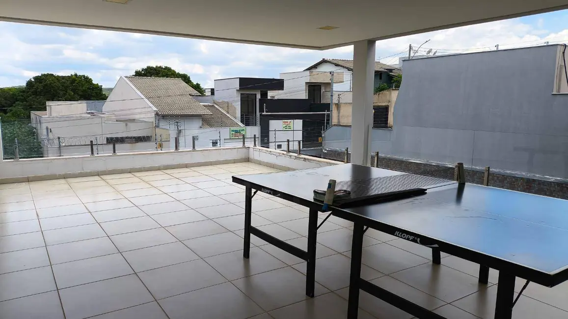 Sobrado com 3 quartos à venda, 300m2 em Residencial Rio Jordão, Anapolis - GO - imagem 8 Foto 8 de Sobrado com 3 quartos à venda, 300m2 em Residencial Rio Jordão, Anapolis - GO