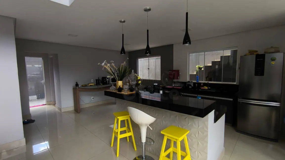 Sobrado com 3 quartos à venda, 300m2 em Residencial Rio Jordão, Anapolis - GO - imagem 7 Foto 7 de Sobrado com 3 quartos à venda, 300m2 em Residencial Rio Jordão, Anapolis - GO