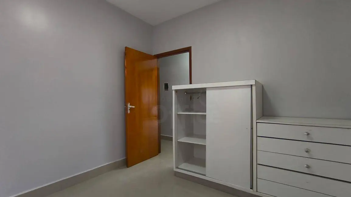 Casa com 3 quartos à venda, 230m2 em Setor Residencial Pedro Ludovico, Anapolis - GO - imagem 9 Foto 9 de Casa com 3 quartos à venda, 230m2 em Setor Residencial Pedro Ludovico, Anapolis - GO