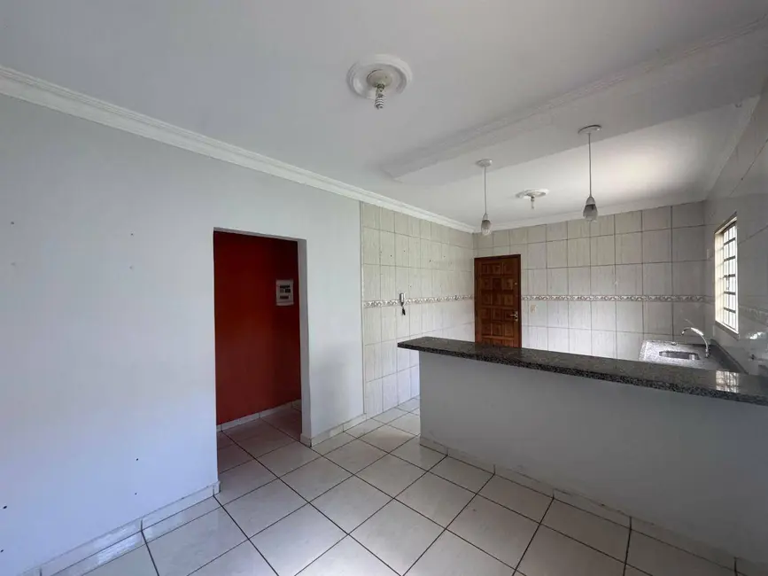 Foto 7 de Casa com 3 quartos para alugar, 252m2 em Vila São Jorge, Anapolis - GO