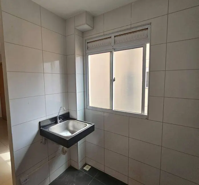 Foto 7 de Apartamento com 2 quartos à venda, 43m2 em Vila Jaiara, Anapolis - GO