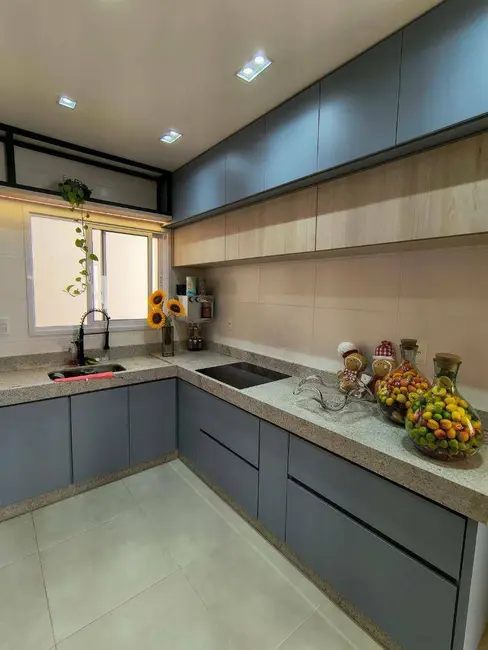 Foto 6 de Casa de Condomínio com 3 quartos à venda, 200m2 em Parque dos Pirineus, Anapolis - GO