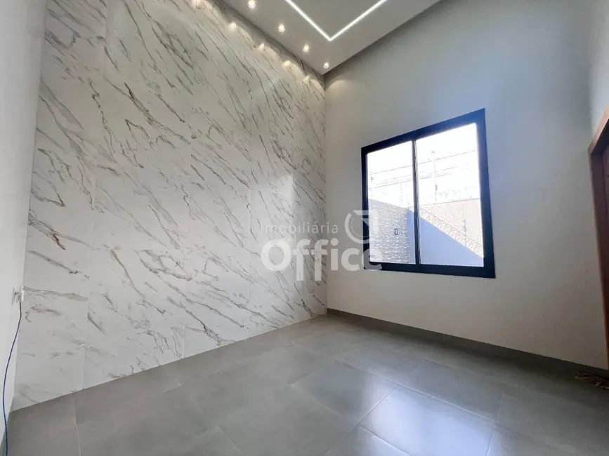 Foto 4 de Casa com 3 quartos à venda, 300m2 em Setor Sul Jamil Miguel, Anapolis - GO