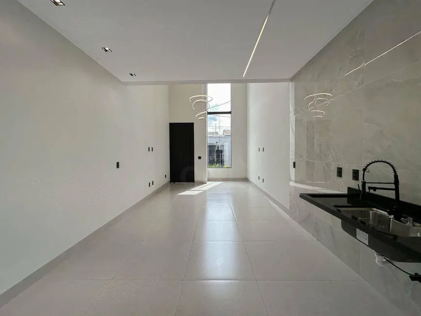 Foto 7 de Casa com 3 quartos à venda, 200m2 em Residencial Ayrton Senna, Anapolis - GO