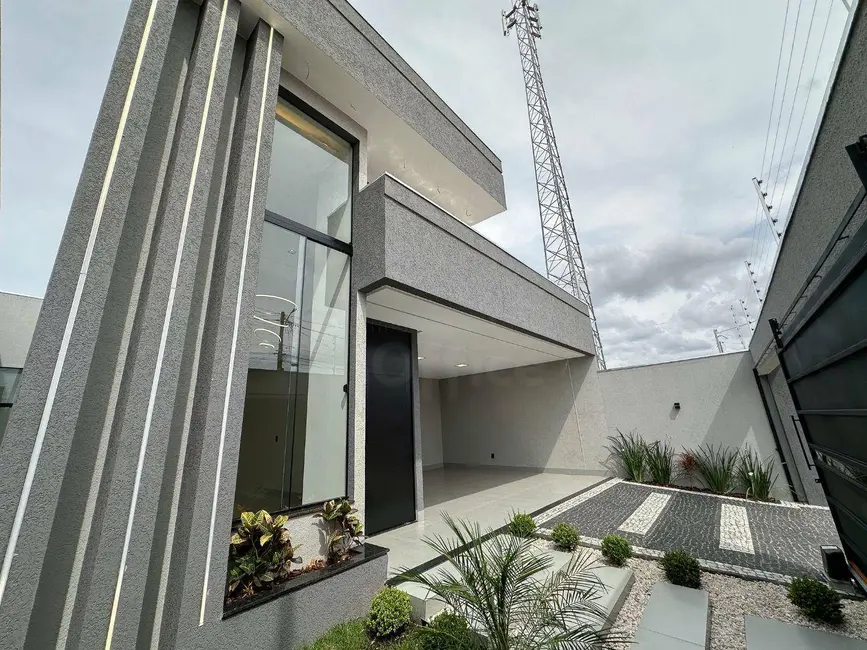 Foto 1 de Casa com 3 quartos à venda, 200m2 em Residencial Ayrton Senna, Anapolis - GO