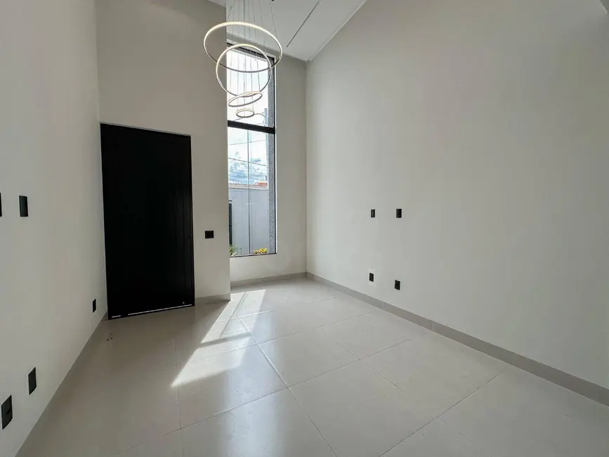 Foto 8 de Casa com 3 quartos à venda, 200m2 em Residencial Ayrton Senna, Anapolis - GO