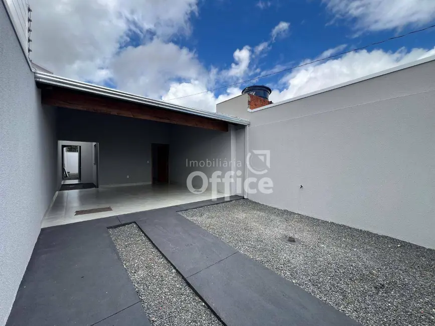 Foto 1 de Casa com 2 quartos à venda, 100m2 em Recanto do Sol, Anapolis - GO