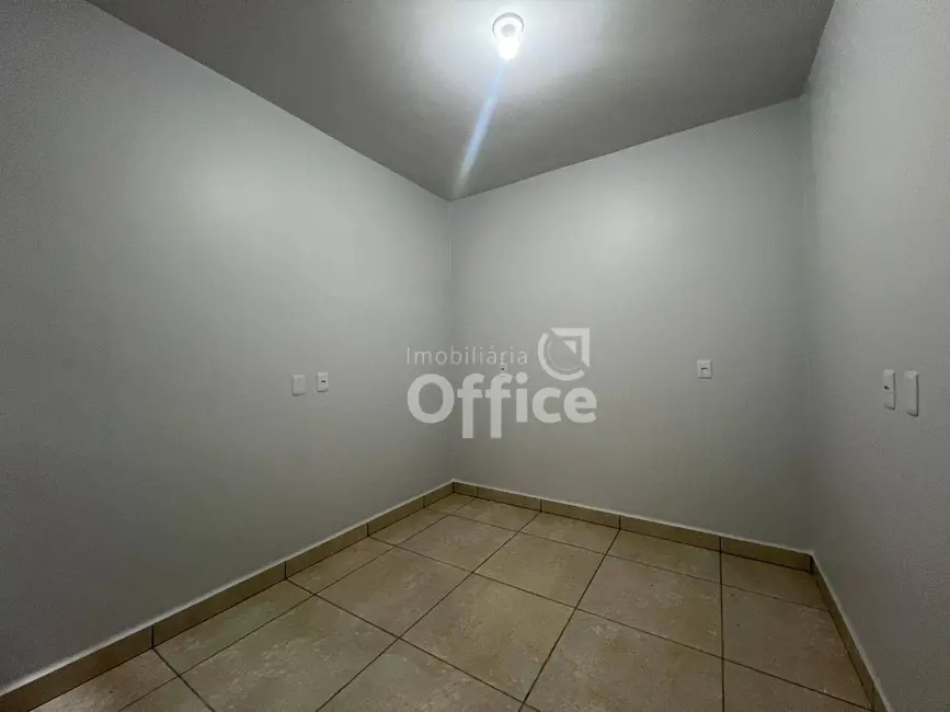 Foto 5 de Casa com 3 quartos à venda, 100m2 em Residencial Flor do Cerrado, Anapolis - GO