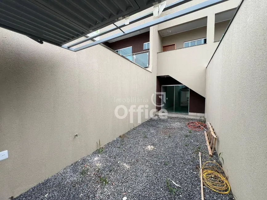 Foto 1 de Casa com 3 quartos à venda, 100m2 em Residencial Flor do Cerrado, Anapolis - GO