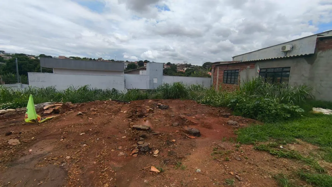 Foto 5 de Terreno / Lote à venda, 347m2 em Setor Residencial Pedro Ludovico, Anapolis - GO