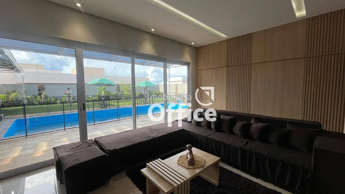 Foto 3 de Casa com 3 quartos à venda, 876m2 em Condomínio Residencial Grand Trianon, Anapolis - GO