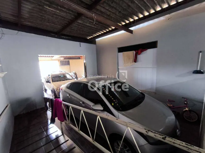 Foto 6 de Casa com 3 quartos à venda, 300m2 em Residencial Arco-Íris, Anapolis - GO