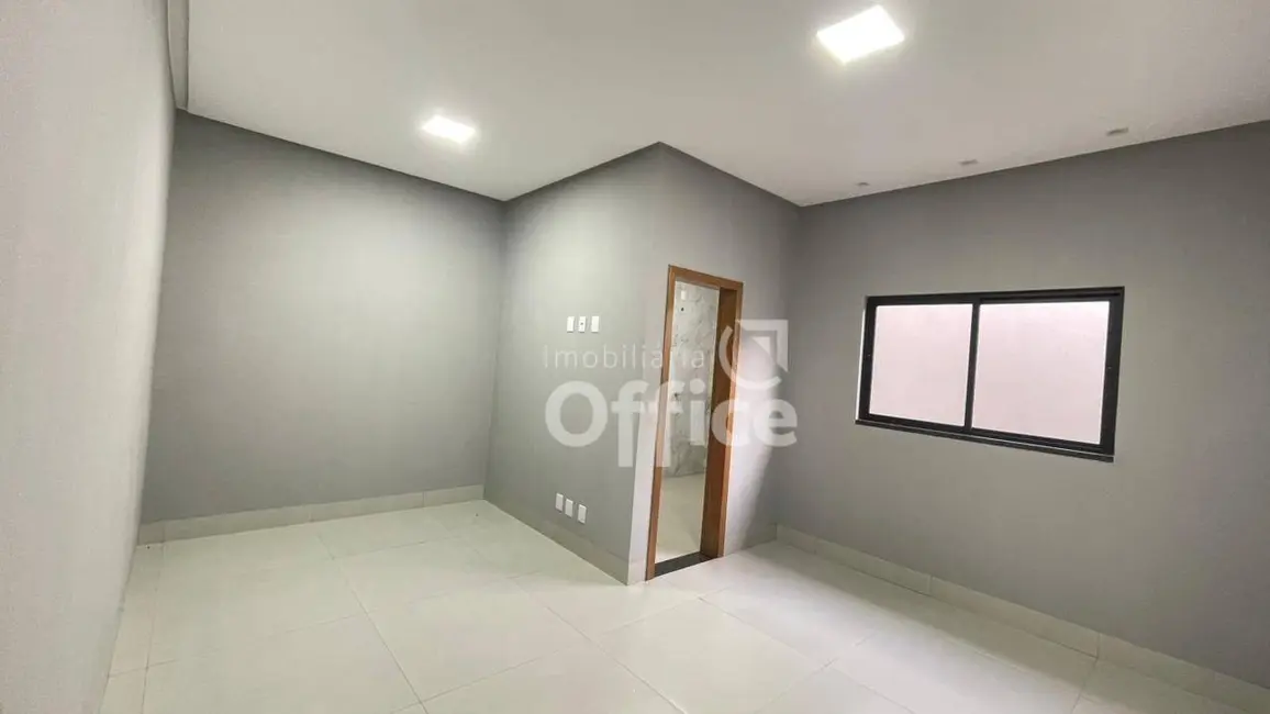 Foto 7 de Casa com 3 quartos à venda, 305m2 em Anapolis - GO