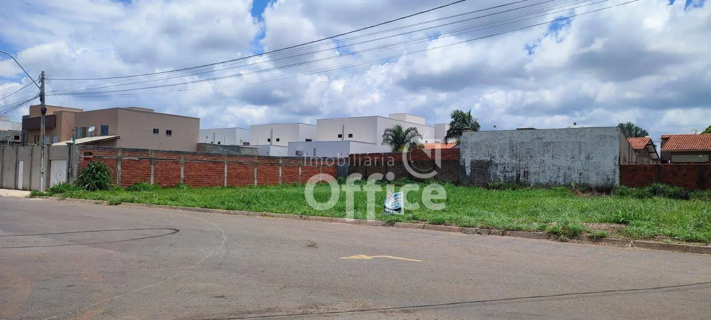 Foto 1 de Terreno / Lote à venda, 300m2 em Residencial Cerejeiras, Anapolis - GO