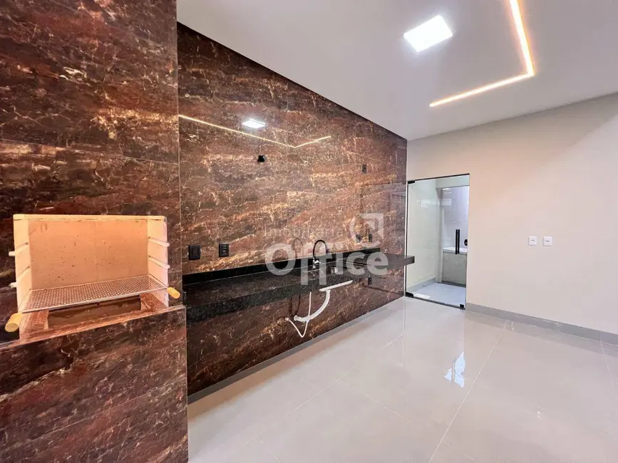 Foto 3 de Casa com 3 quartos à venda, 150m2 em Anapolis - GO