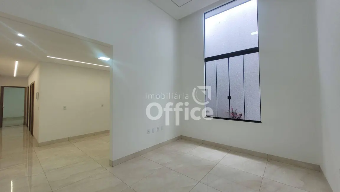 Foto 1 de Casa com 3 quartos à venda, 150m2 em Anapolis - GO