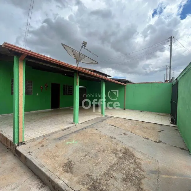 Foto 1 de Casa com 3 quartos à venda, 300m2 em Recanto do Sol, Anapolis - GO