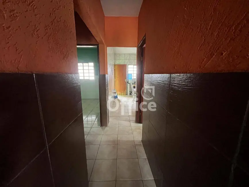 Foto 5 de Casa com 3 quartos à venda, 300m2 em Recanto do Sol, Anapolis - GO