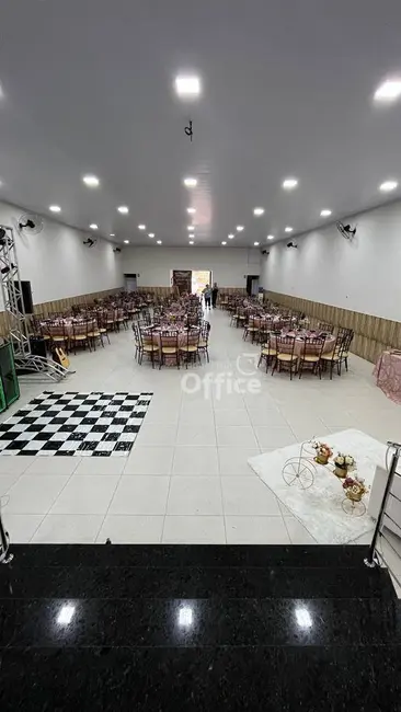 Foto 4 de Armazém / Galpão à venda, 300m2 em Nova Vila Jaiara, Anapolis - GO