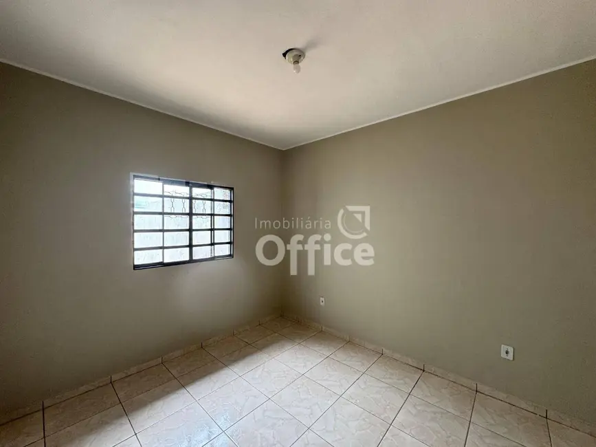 Foto 8 de Casa com 3 quartos para alugar, 316m2 em Jardim Tesouro, Anapolis - GO