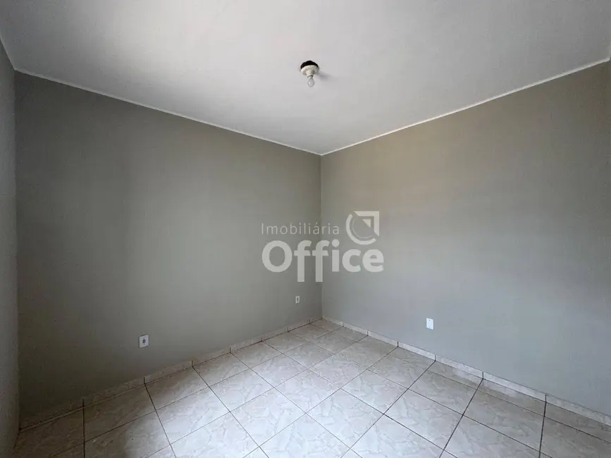 Foto 7 de Casa com 3 quartos para alugar, 316m2 em Jardim Tesouro, Anapolis - GO